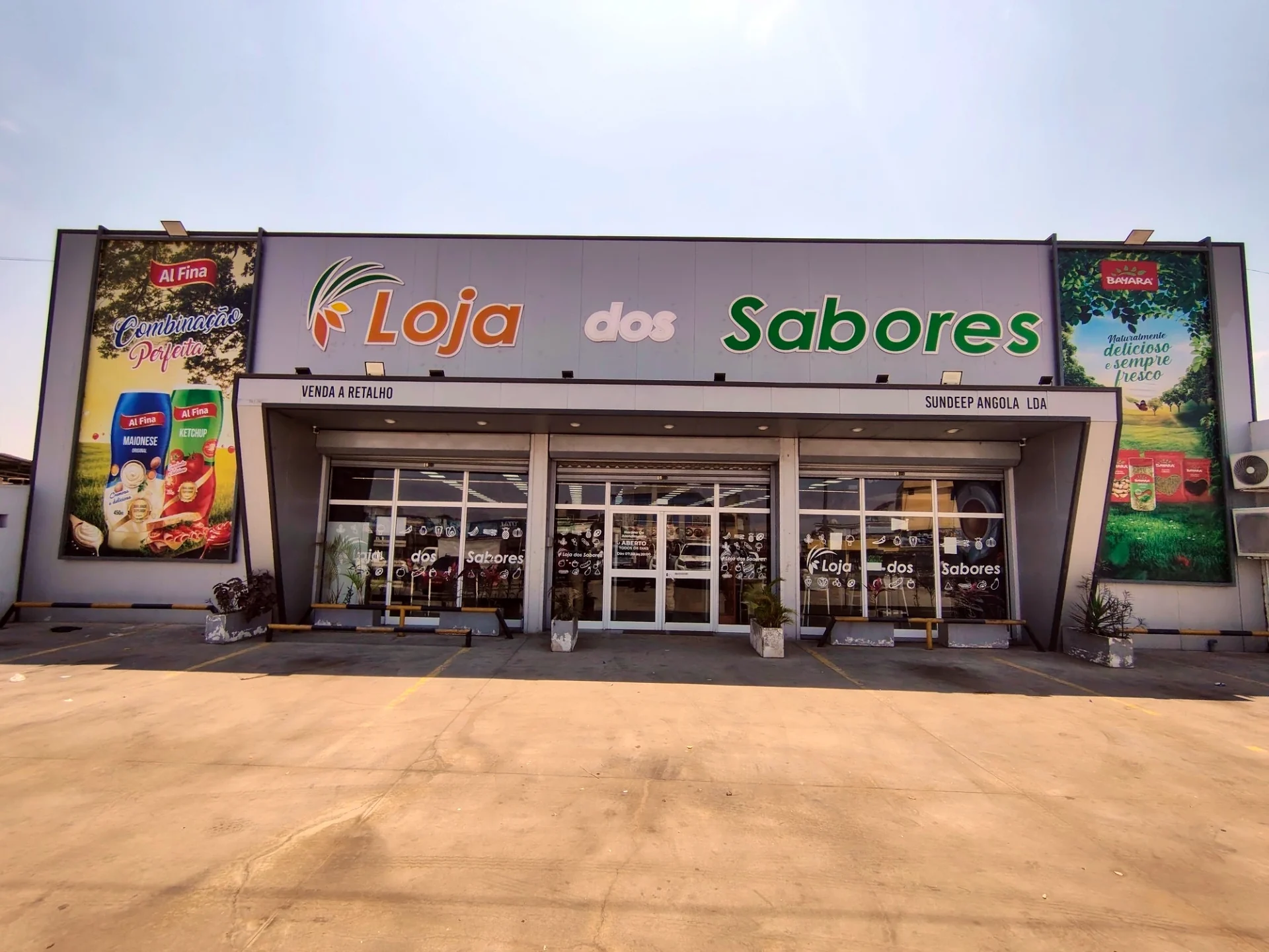 Loja dos Sabores · Supermarket