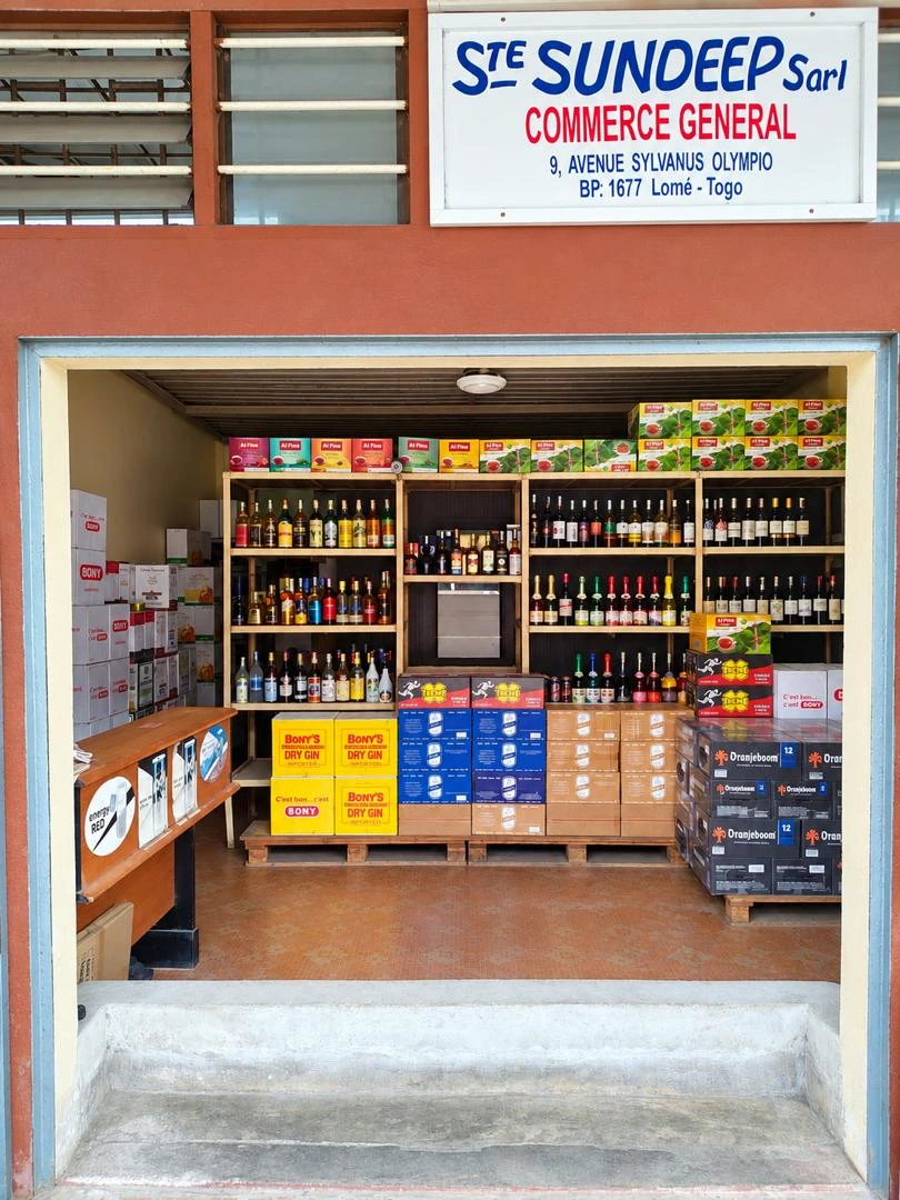 S&R outlet · Retail outlet · Togo